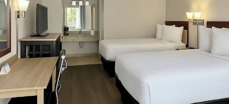 布雷登顿I-75温德姆戴斯酒店(Days Inn by Wyndham Bradenton I-75)图片