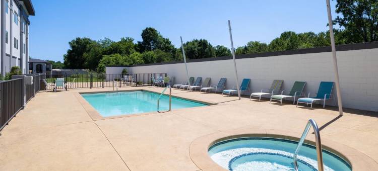 马斯科吉拉昆塔温德姆套房酒店(La Quinta Inn & Suites by Wyndham Muskogee)图片