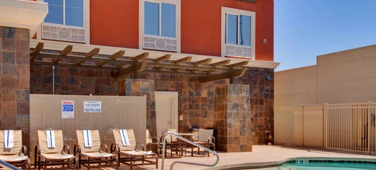 拉斯维加斯西南春泉智选假日套房酒店(Holiday Inn Express & Suites Las Vegas SW – Spring Valley)图片