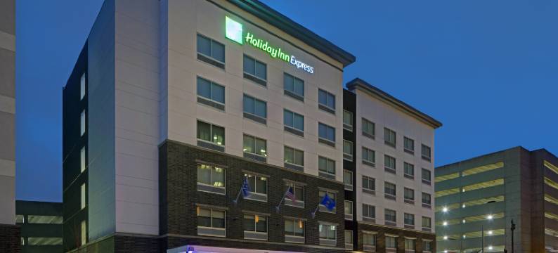 密尔沃基市中心洲际智选假日酒店(Holiday Inn Express MILWAUKEE DOWNTOWN by IHG)图片