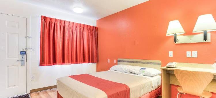 波特兰南6号汽车旅馆 - 奥斯威戈湖 - 提加(Motel 6 Tigard, or - Portland South - Lake Oswego)图片