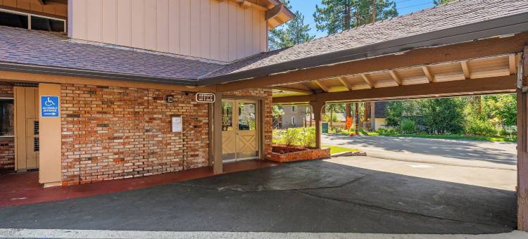 太浩湖VRI度假胜地公寓式酒店(The Lodge at Lake Tahoe)图片