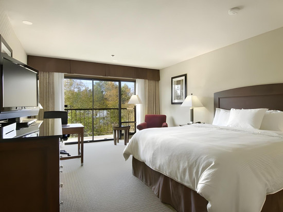 艾尔克红狮酒店和