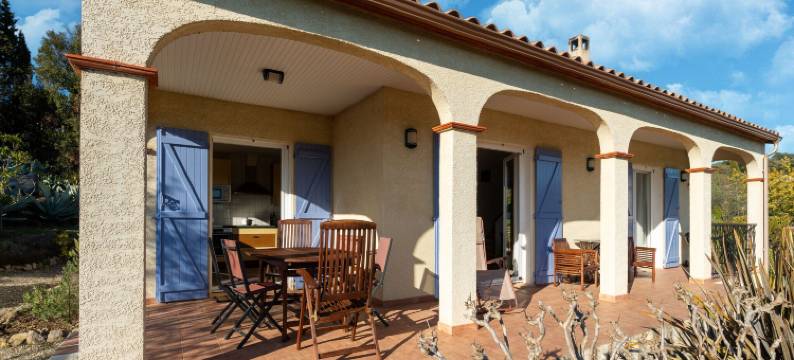 Tranquil holiday home with private pool图片