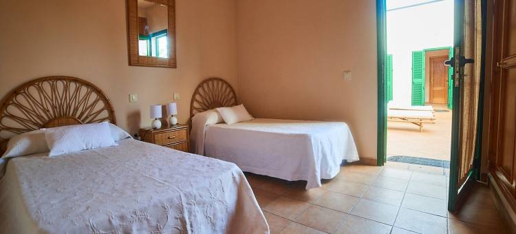 Spacious Holiday Home in La Oliva图片