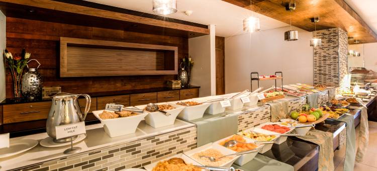 米兰德瀑布城镇旅馆(Town Lodge Waterfall, Midrand)图片