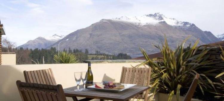 花园阁套房公寓(Garden Court Suites and Apartments)图片