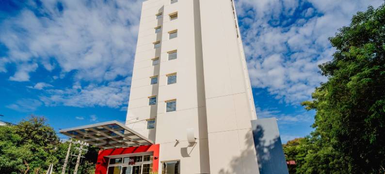 宜必思亚松森(Ibis Asuncion)图片