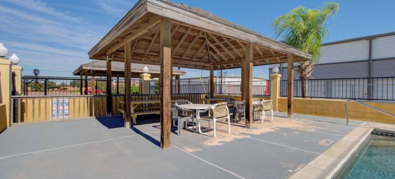 韦斯拉科/梅赛德斯韦斯拉科酒店(Weslaco Inn by Capital O Near Mercedes)图片