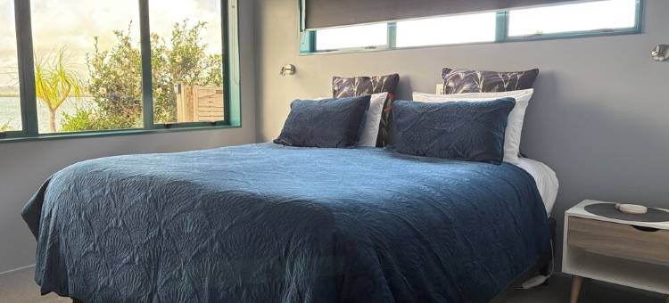 Spacious harbourside apartment with amazing views图片