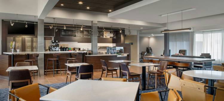 匹兹堡机场万怡酒店(Courtyard Pittsburgh Airport)图片