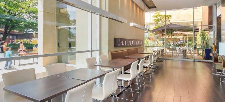 宜必思麦德林酒店(Ibis Medellin)图片