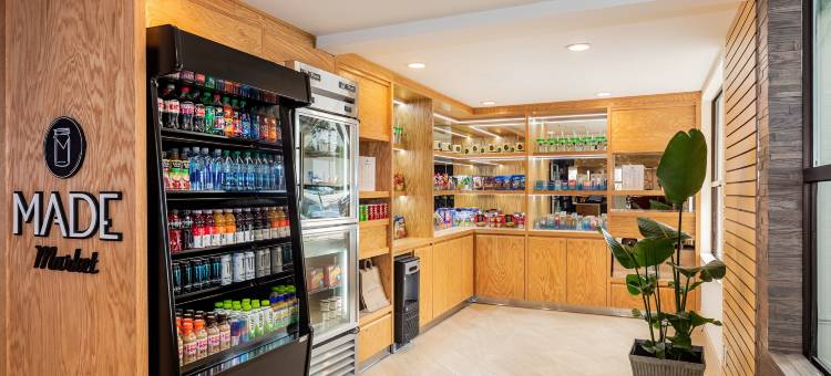 波莫那希尔顿逸林酒店(Doubletree by Hilton Pomona)图片