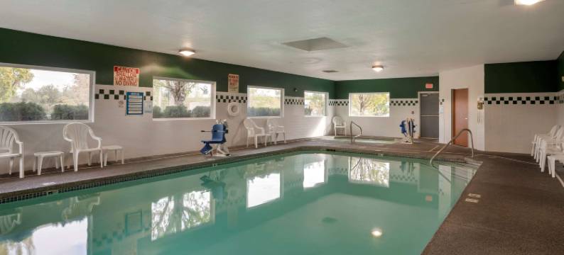 舒适套房酒店(Comfort Inn & Suites Salem)图片