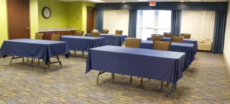 智选假日酒店及套房瓦德奈斯高地 by IHG(Holiday Inn Express & Suites ST. Paul NE (Vadnais Heights))图片