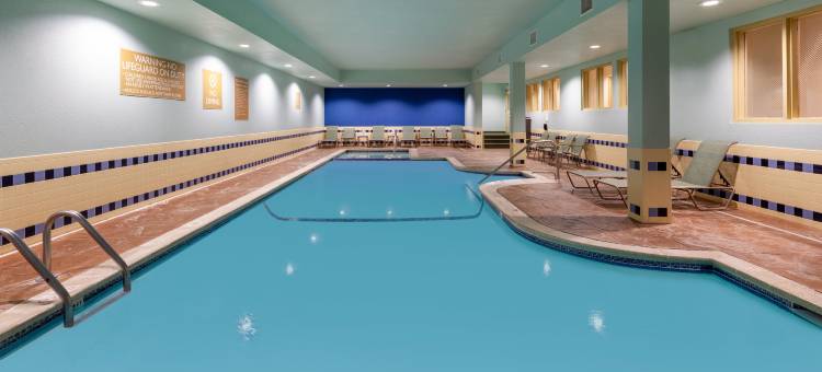 Candlewood Suites 西部斯普林菲尔德(Candlewood Suites West Springfield)图片