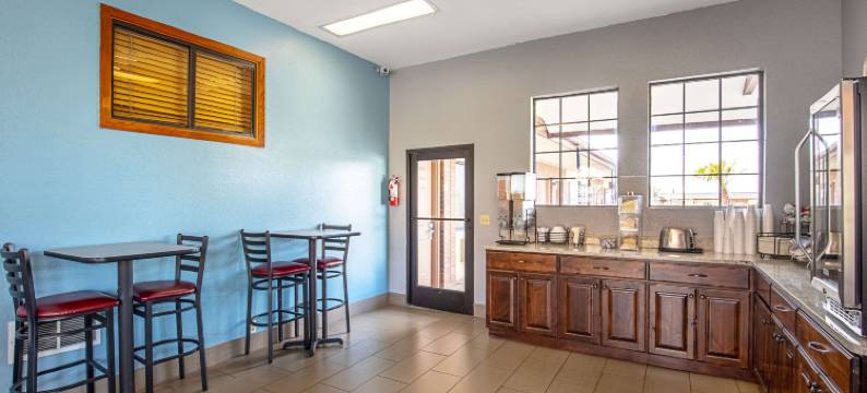 圣乔治北罗德威旅馆 - 近先锋公园(Rodeway Inn St George North - Near Pioneer Park)图片