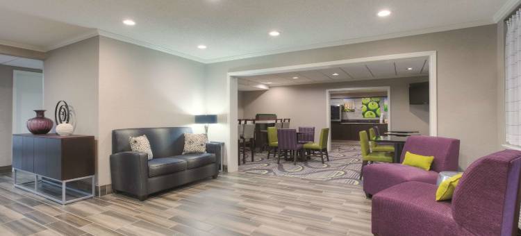 亚特兰大罗斯韦尔拉昆塔温德姆套房酒店(La Quinta Inn & Suites by Wyndham Atlanta Roswell)图片