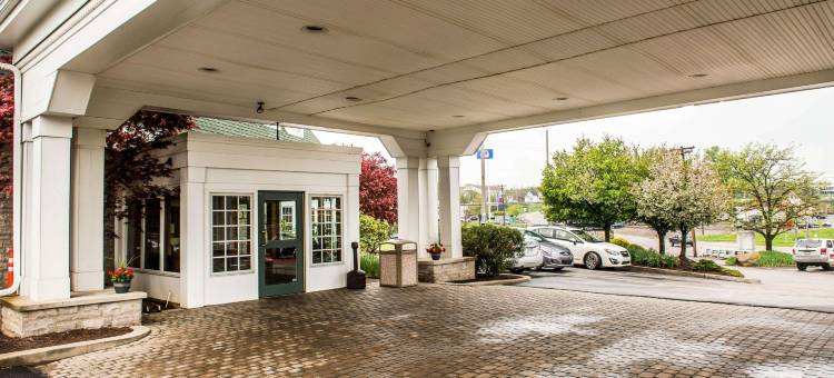 匹兹堡机场凯艺酒店(Quality Inn Pittsburgh Airport)图片