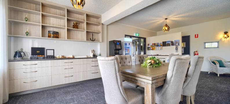 奥尔巴尼汽车旅馆及出租公寓(Albany Motel & Apartments)图片