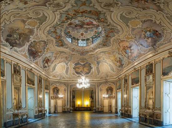 卡塔尼亚中心蓝狮民宿