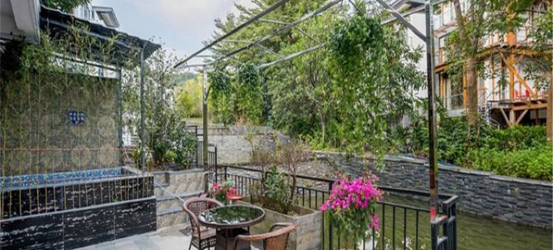 广东悦游度假别墅(明月山溪大道分店)图片