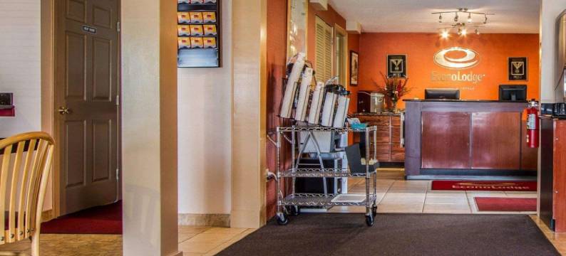 弗里波特不伦瑞克区伊克诺旅馆(Econo Lodge Freeport - Brunswick Area)图片