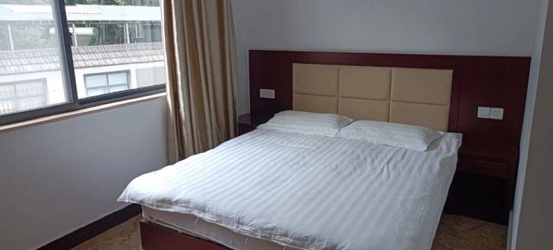 房东范家客栈(山深线1号分店)图片