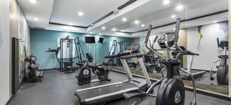 贝斯特韦斯特优质长角优质套房酒店(BestWestern Plus Luling Inn)图片