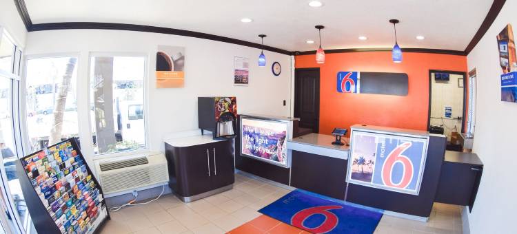 圣迭戈机场/哈勃尔6号汽车旅馆(Motel 6 San Diego, CA - Airport - Harbor)图片