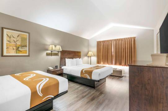 希特鲁斯希尔斯会议中心凯艺酒店(Quality Inn Conference Center at Citrus Hills)