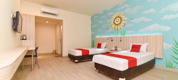 RedDoorz Plus @ Hotel Pantai Timor图片