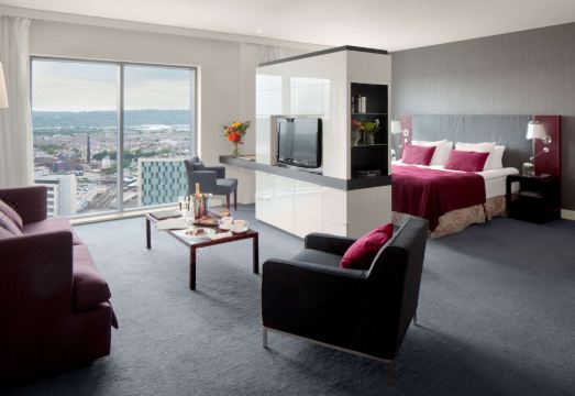 Radisson Blu Hotel, Cardiff Hotel Overview