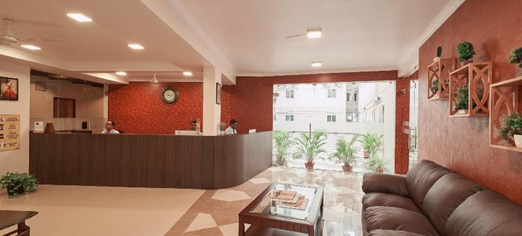 市中心商务酒店(Downtown Business Hotel)图片