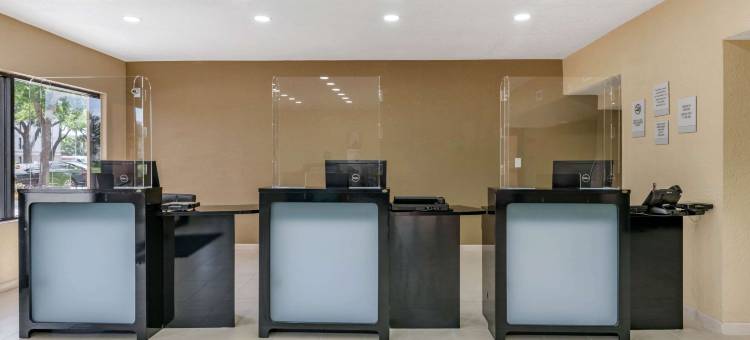 国际大道克拉丽奥酒店(Clarion Inn Orlando International Drive - Icon Park)图片