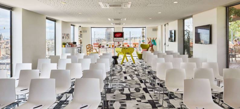 波尔多玛玛谢尔特酒店(Mama Shelter Bordeaux)图片