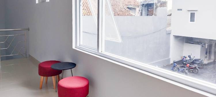 RedDoorz Near Universitas Siliwangi 2图片