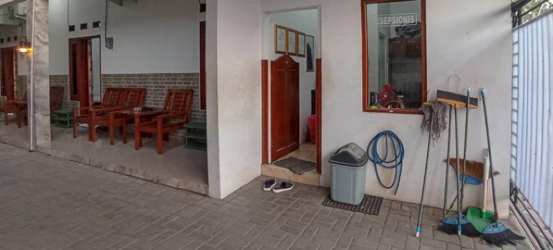 Hotel Grand New Si Jago Mitra RedDoorz图片