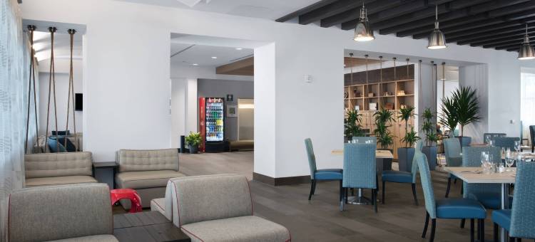 劳德代尔堡机场邮轮港口福朋喜来登酒店(Four Points by Sheraton Fort Lauderdale Airport/Cruise Port)图片