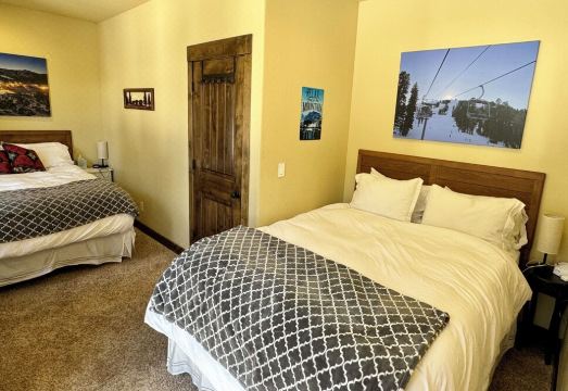 Kirkwood Mountainside Cottage with Deck, Walk to Lifts! Hotel Overview