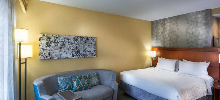 格林斯伯勒机场万怡酒店(Courtyard Greensboro Airport)图片