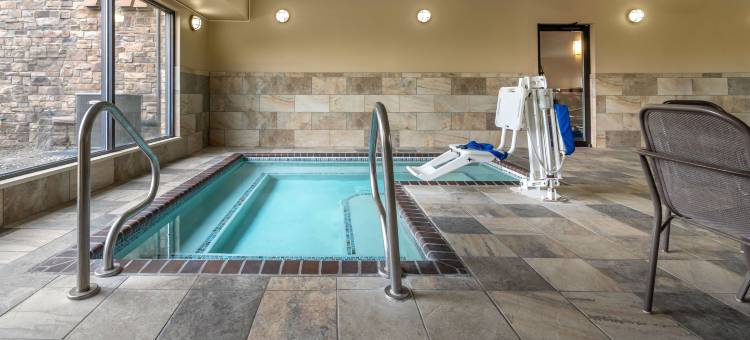 米切尔欢朋酒店(Hampton Inn Mitchell)图片