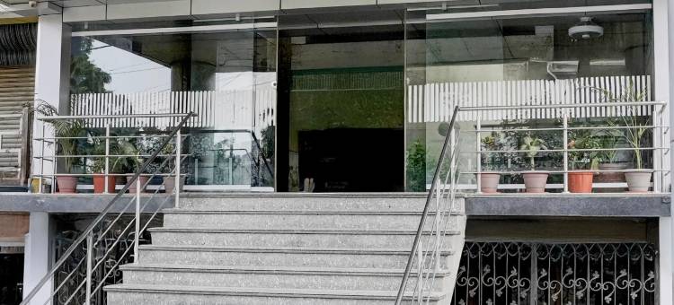 Super Townhouse Bharuch Near Railway Station Formerly Hotel Kohinoor图片