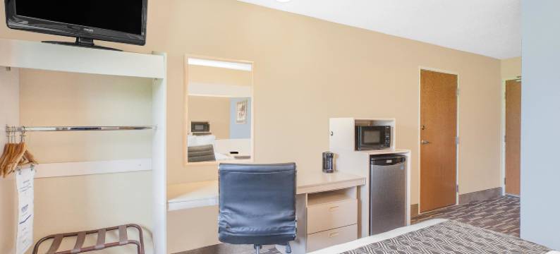 克利尔莱克温德姆麦客达套房酒店(Microtel Inn & Suites by Wyndham Clear Lake)图片