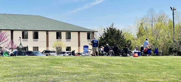 平克尼维尔酒店及套房(Americas Best Value Inn and Suites Pinckneyville)图片