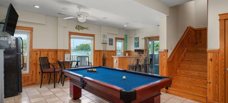 5 minute walk to ocean with opt heated pool, hot tub,game rm & tons of amenities图片