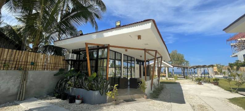 Hiverooms的Fins平静珊瑚湾(Fins Pacific Coral Bay by Hiverooms)图片