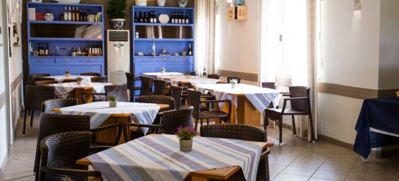 蒂拉诺酒店(Hotel Cerrano)图片