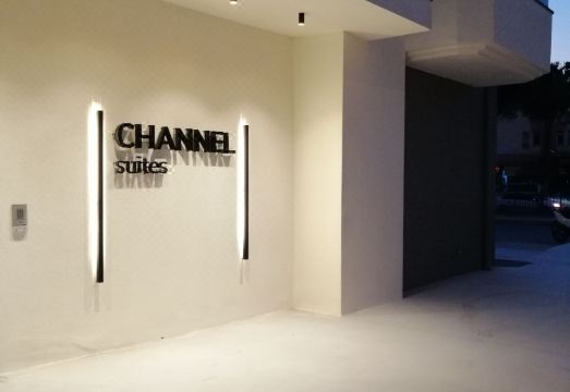 Channel Suites Hotel Overview