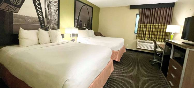 圣查尔斯速8酒店(Super 8 by Wyndham St Charles)图片